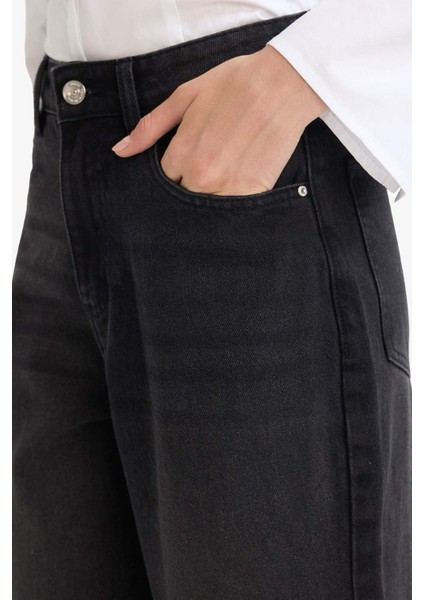 Relax Fit Yüksek Bel Düz Paça Uzun Jean Pantolon F2030AX25WN indirimleri