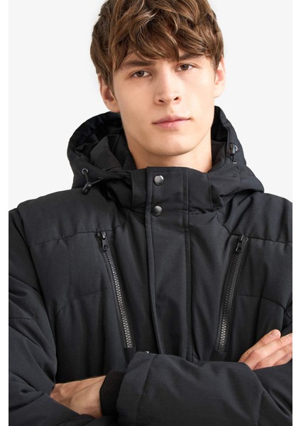 Su İtici Slim Fit Dar Kesim Kapüşonlu İçi Polarlı Fermuarlı Mont F1147AX25WN indirimleri