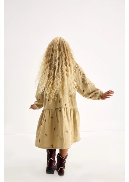 Ellis Çiçek Nakışlı Elbise indirimleri