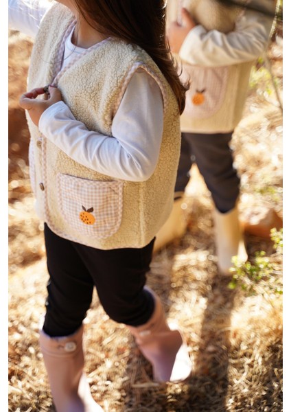Şeftali Nakışlı Teddy Krem Bebek Çocuk Yeleği