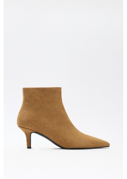 Bot 2517 - Sivri Burun Bilek Boy Taba Süet Kadın Bot