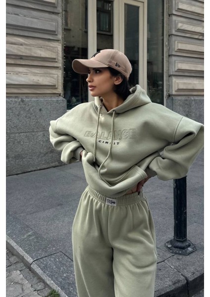 Kadın Balance Kapüşonlu Baskılı Oversize Eşofman Takım fiyatları
