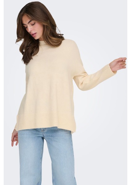 Kadın Onlhazel Yarım Balıkçı Oversize Yünlü Örme Kazak 15352853 Krem fiyatları