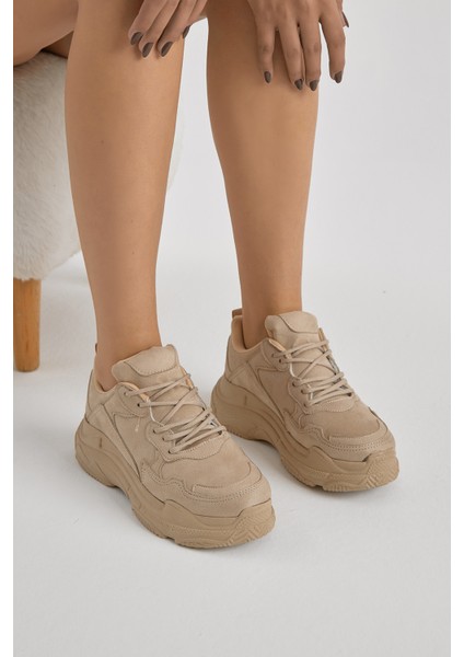 Kadın Bej Yüksek Taban Bağcıklı Spor Ayakkabı