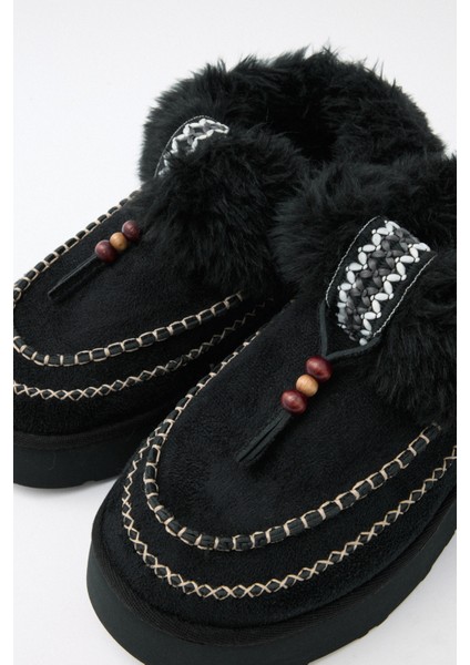 Bot 2523 - İçi Kürklü Boncuk İşlemeli Siyah Süet Kadın Bot indirimleri