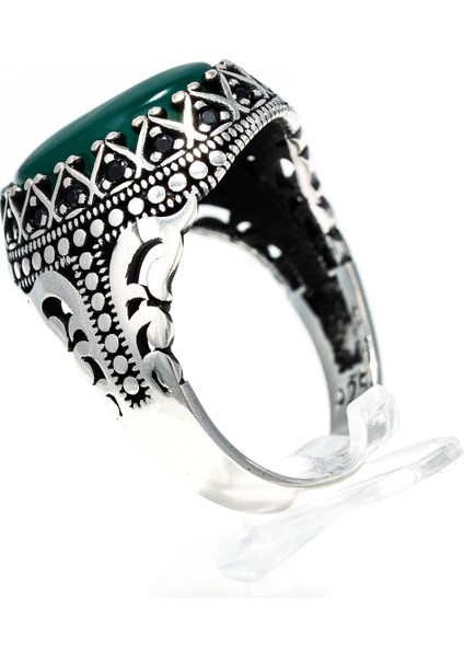 Yeşil Akik Taşlı 925 Ayar Gümüş Erkek Yüzük – Şık ve Zarif Tasarım indirimleri