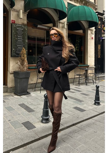 Siyah Ek Parça Yaka Detaylı Kaşe Kaban - 1125 indirimleri