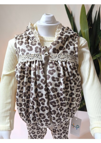Kız Bebek Leoparlı Kadife Üçlü Takım ( Çıtçıtlısweatshirt+Kadifeyelek+Pantolon)