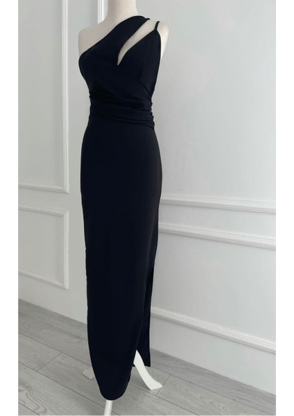 M1894 Asimetrik Yaka Yırtmaçlı Elbise Siyah fırsatları