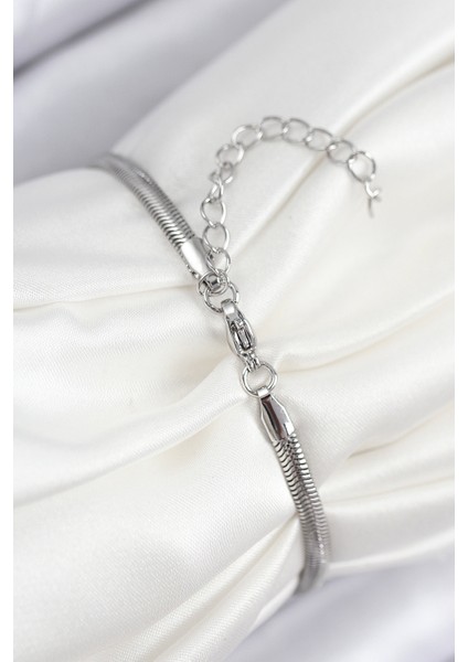 Pirinç Zirkon Taşlı Yıldız Model Gümüş Renk Kadın Bileklik - TJ-BB7902 fiyatları