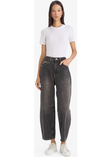 Barrel Fit Yüksek Bel Bilek Boy Jean Yıkamalı Pantolon fiyatları
