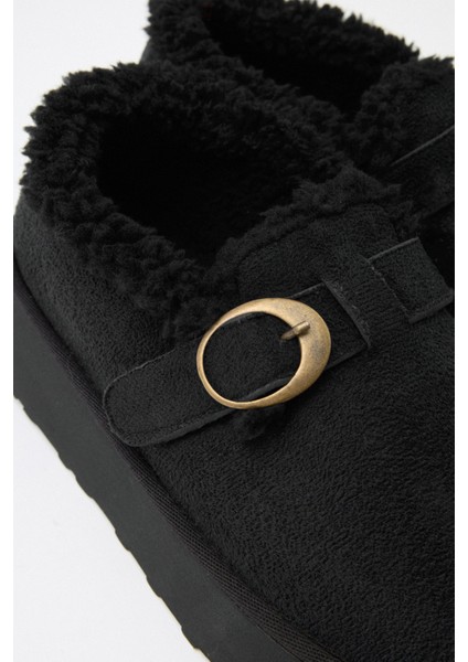 Bot 2524 - İçi Kürklü Eskitme Tokalı Siyah Süet Kadın Bot