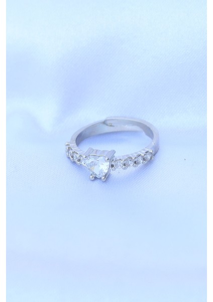 Pirinç Gümüş Renk Ayarlanabilir Zirkon Taşlı Minimal Kalp Yüzük - TJ-BYK3193 fiyatları