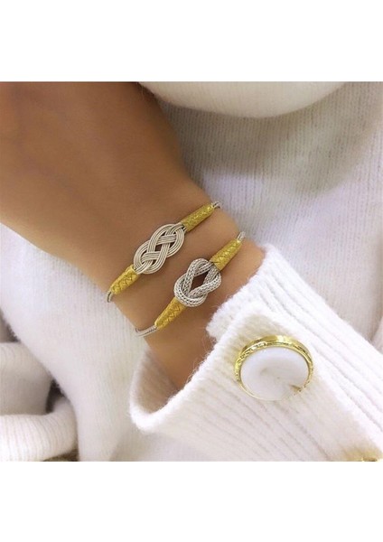 Kadın Kazaziye Gümüş Bileklik Kombini modelleri