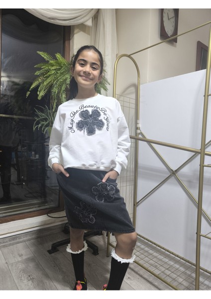 Kız Çocuk Kot Etekli Takım(Sweatshirt+Beli Lastikli Kısa Kot Etek) Çiçek Füme