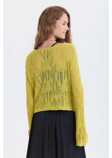 Delikli Bisiklet Yaka Bluz Yeşil fırsatları