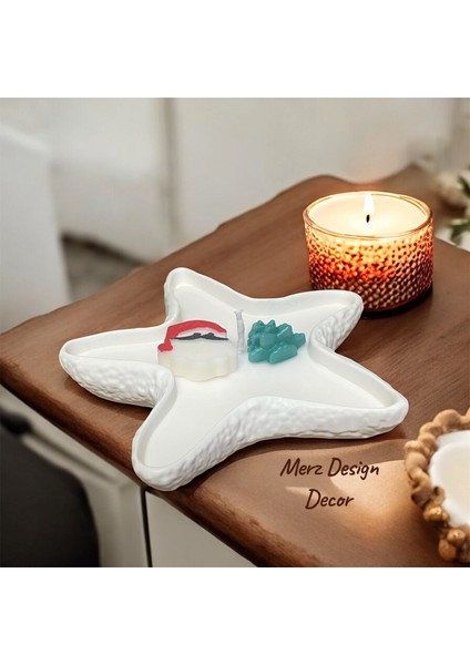 El Yapımı Dekoratif Yıldız Tabakta Yılbaşı Temalı Noel Baba Çam Ağacı %100 Doğal Vegan Soya Wax Mum modelleri