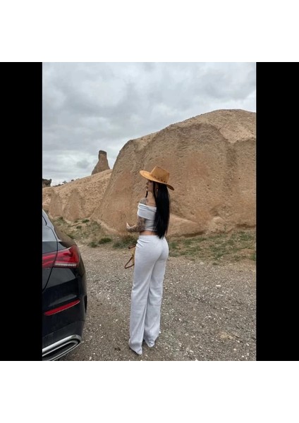 Madonna Yaka Bol Paça Pantolonlu Takım indirimleri