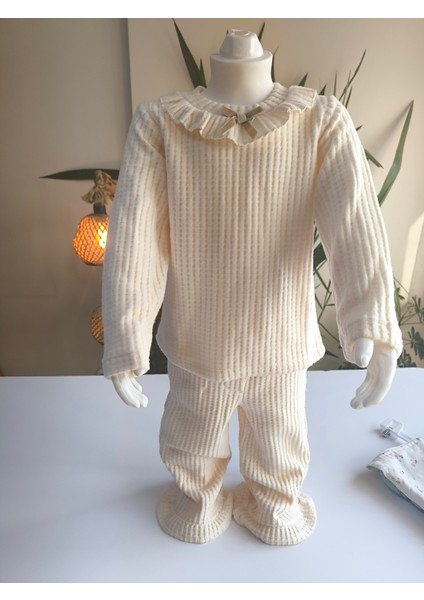 Kız Bebek Montlu Üçlü Takım (Omuzdan Çıtçıtlısweatshirt+ Mont +Pantolon) indirimleri