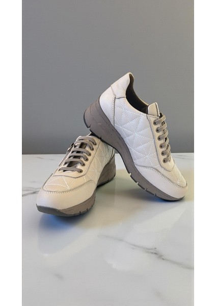 D25KA-3605 Silver Gri Hakiki Deri Tam Ortopedik Kadın Casual Günlük Ayakkabı modelleri