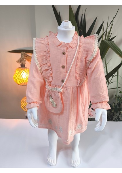 Uzun Kollu Dantel Detaylı Otantik Müslin Çantalı Kız Çocuk Elbisesi fiyatları