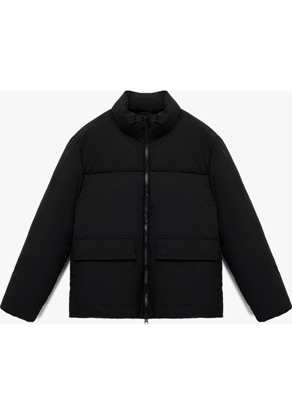 Uzun Kollu Kapaklı Cep Detaylı Fermuarlı Slim Fit Dik Yaka Kışlık Şişme Mont modelleri