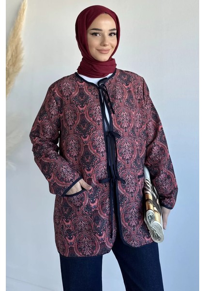 Ön Bağlamalı Kapitoneli Desenli Tesettür Ceket P-00018988