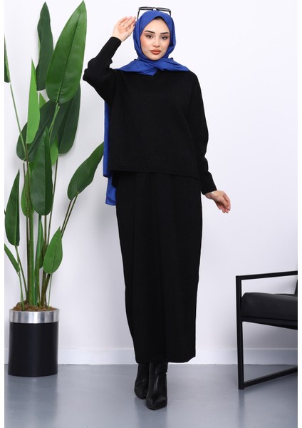 Siyah Gömlek Yaka Triko Etekli Takım fiyatları