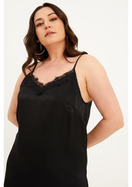 Saten Dantelli Arkası Çapraz Midi Elbise modelleri