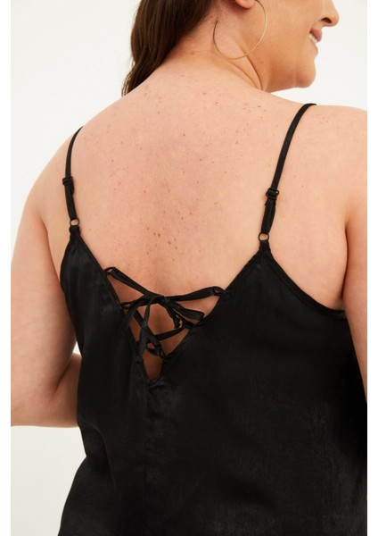 Saten Dantelli Arkası Çapraz Midi Elbise indirimleri