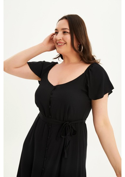 Kolları Volanlı Uzun Elbise