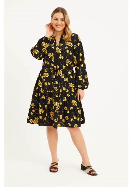 Fırfır Detaylı Kuşaklı Elbise