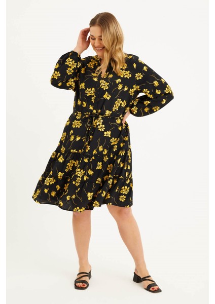 Fırfır Detaylı Kuşaklı Elbise