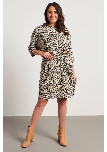 Bağlama Detaylı Elbise