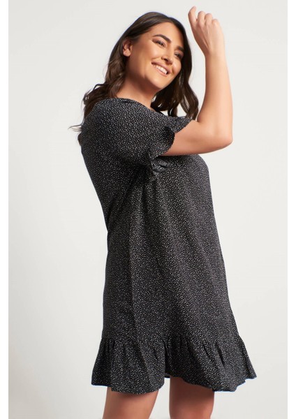 Eteği ve Kolları Fırfırlı Elbise