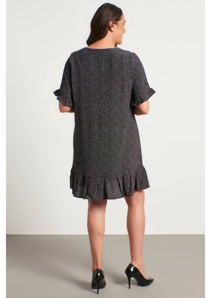 Eteği ve Kolları Fırfırlı Elbise