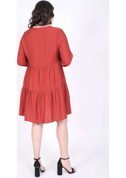 V Yaka Katlı Elbise modelleri