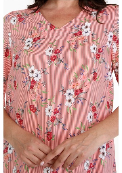 Eteği ve Kolları Fırfırlı Desenli Elbise