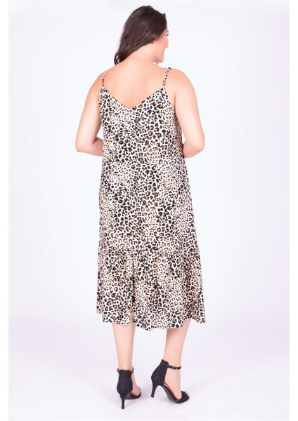 Önden Düğmeli Eteği Büzgülü Elbise