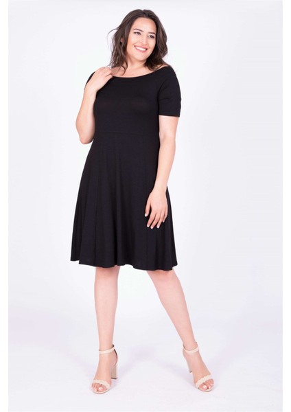 Karmen Yaka Elbise fırsatları