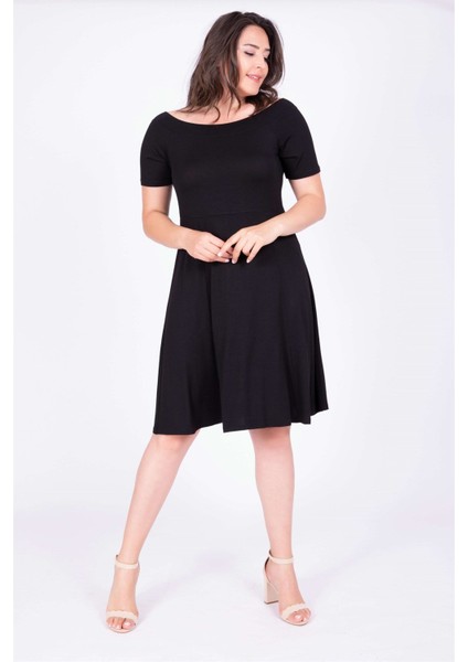 Karmen Yaka Elbise indirimleri