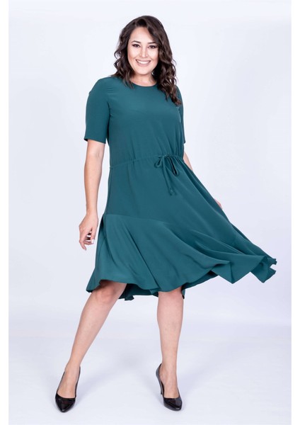 Eteği Asimetrik Volanlı Elbise fırsatları