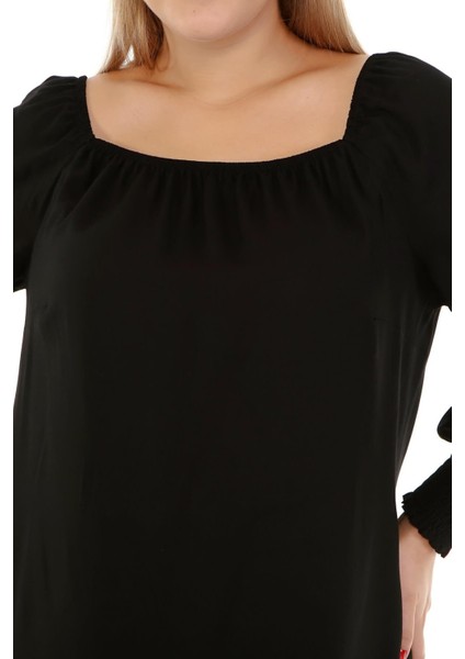 Kare Yaka Fırfır Detaylı Elbise