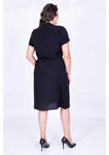 Kısa Kol Önden Düğmeli Elbise