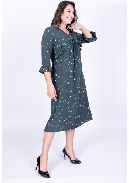 V Yaka Fırfır Detaylı Elbise indirimleri