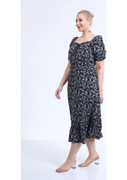 Yaka Detaylı Prenses Kol Elbise fırsatları