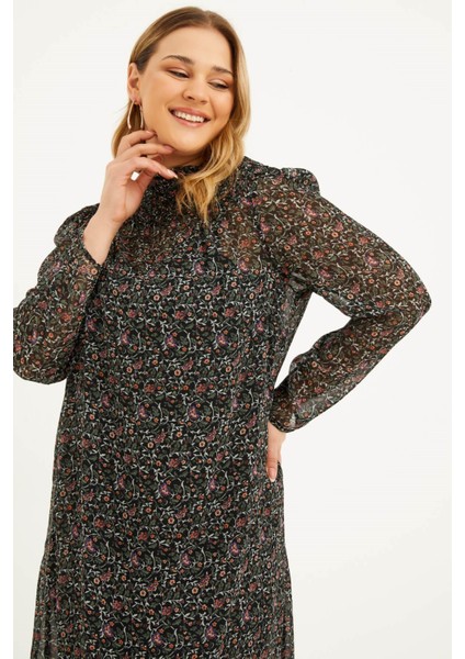 Astarlı Şifon Gipe Detaylı Elbise