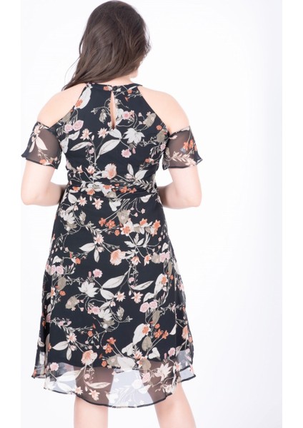 Omuzları Açık Astarlı Şifon Elbise