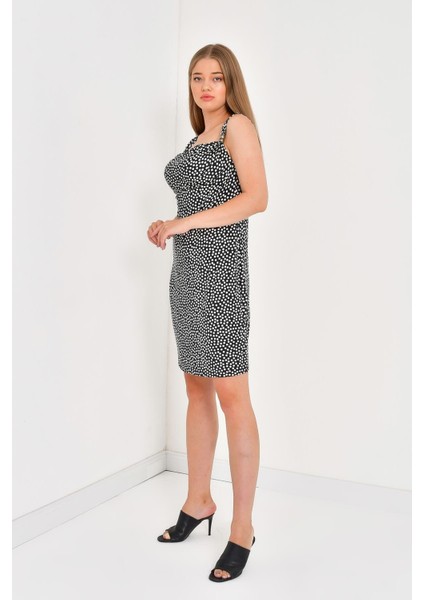 Siyah Puantili Elbise