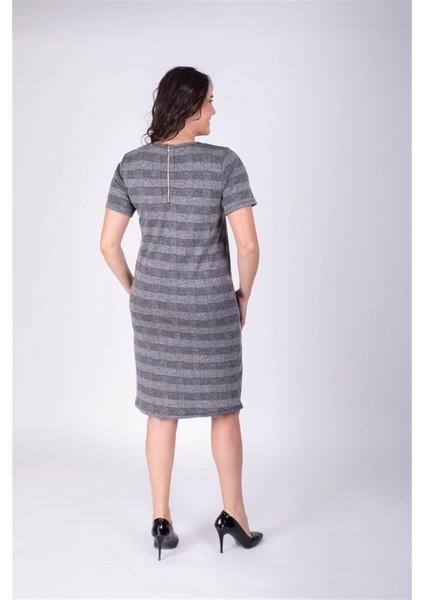 Fermuar Detaylı Cepli Elbise fiyatları